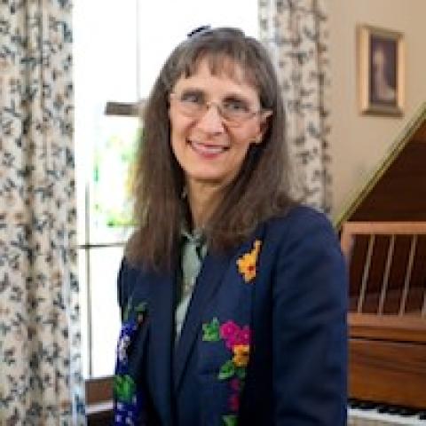 Barbara Moore headshot UVA